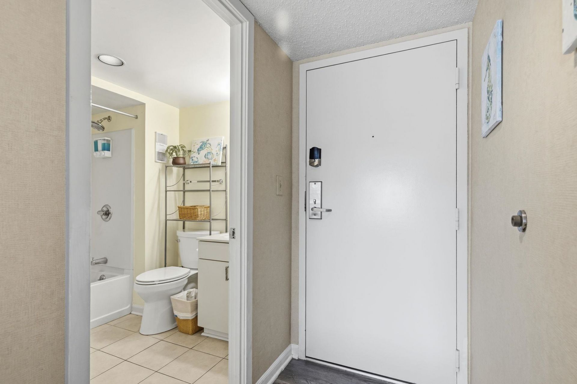 9280 Queensway Blvd.  Photo 28