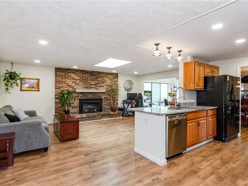 728 Chipplegate Drive, Centerville, OH 45459 Photo 7