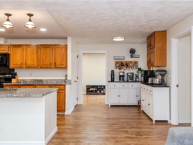 728 Chipplegate Drive, Centerville, OH 45459 Photo 9