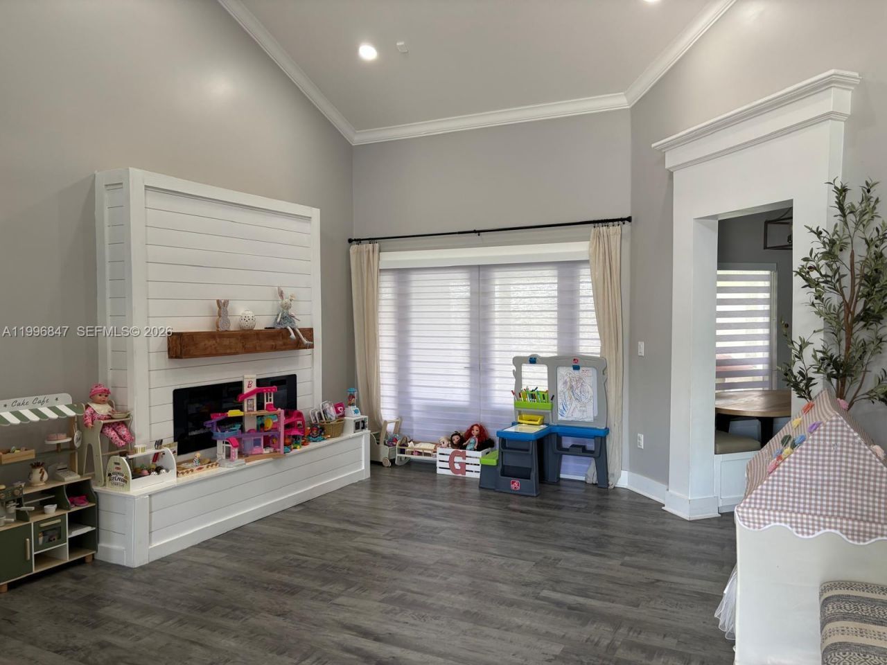 15891 SW 76th St, Miami, FL 33193 Photo