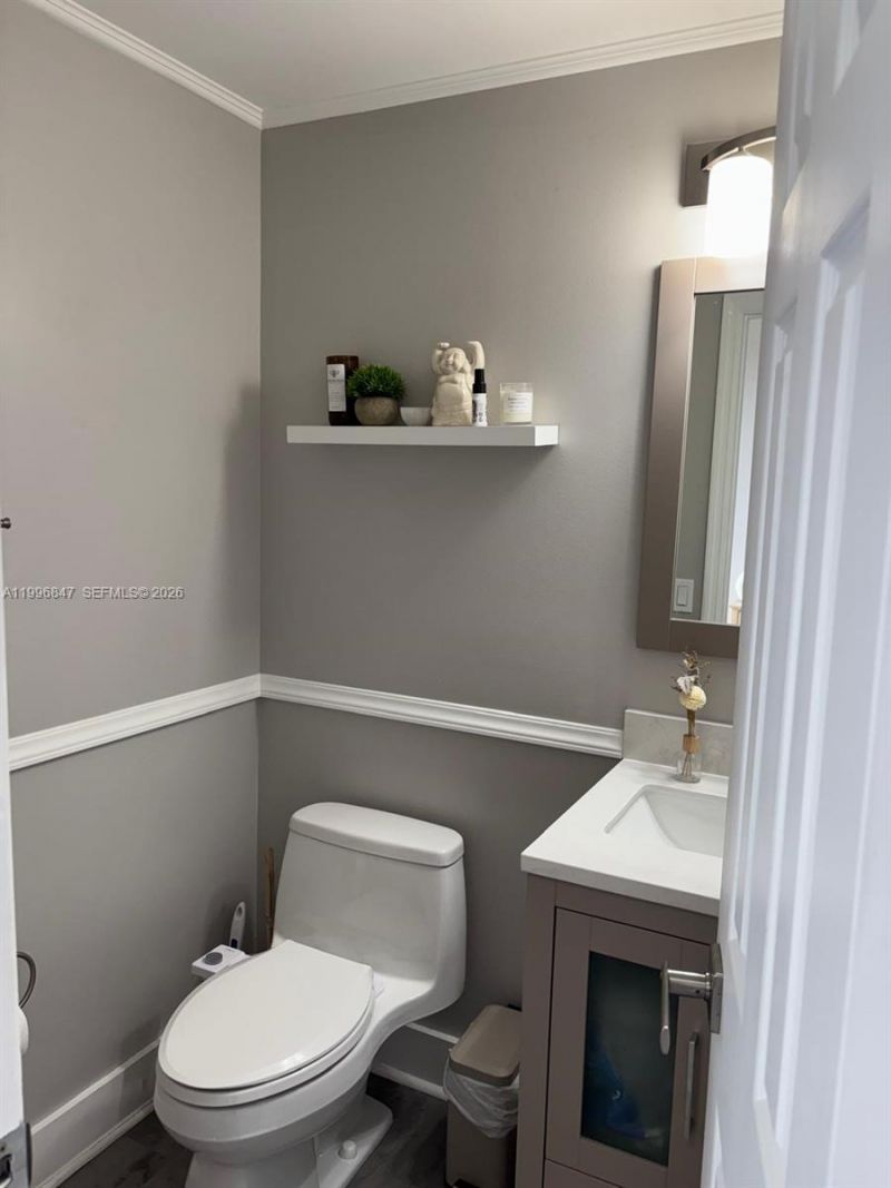 15891 SW 76th St, Miami, FL 33193 Photo