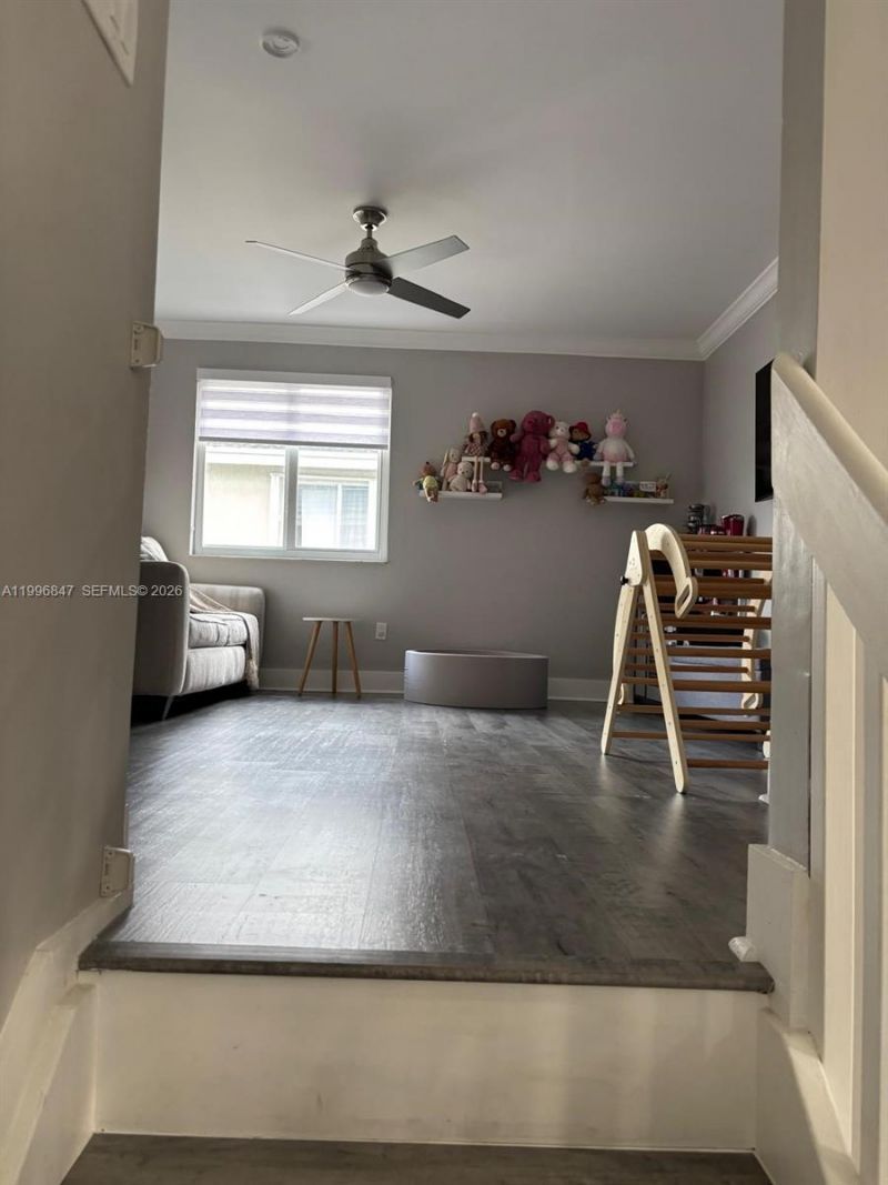 15891 SW 76th St, Miami, FL 33193 Photo