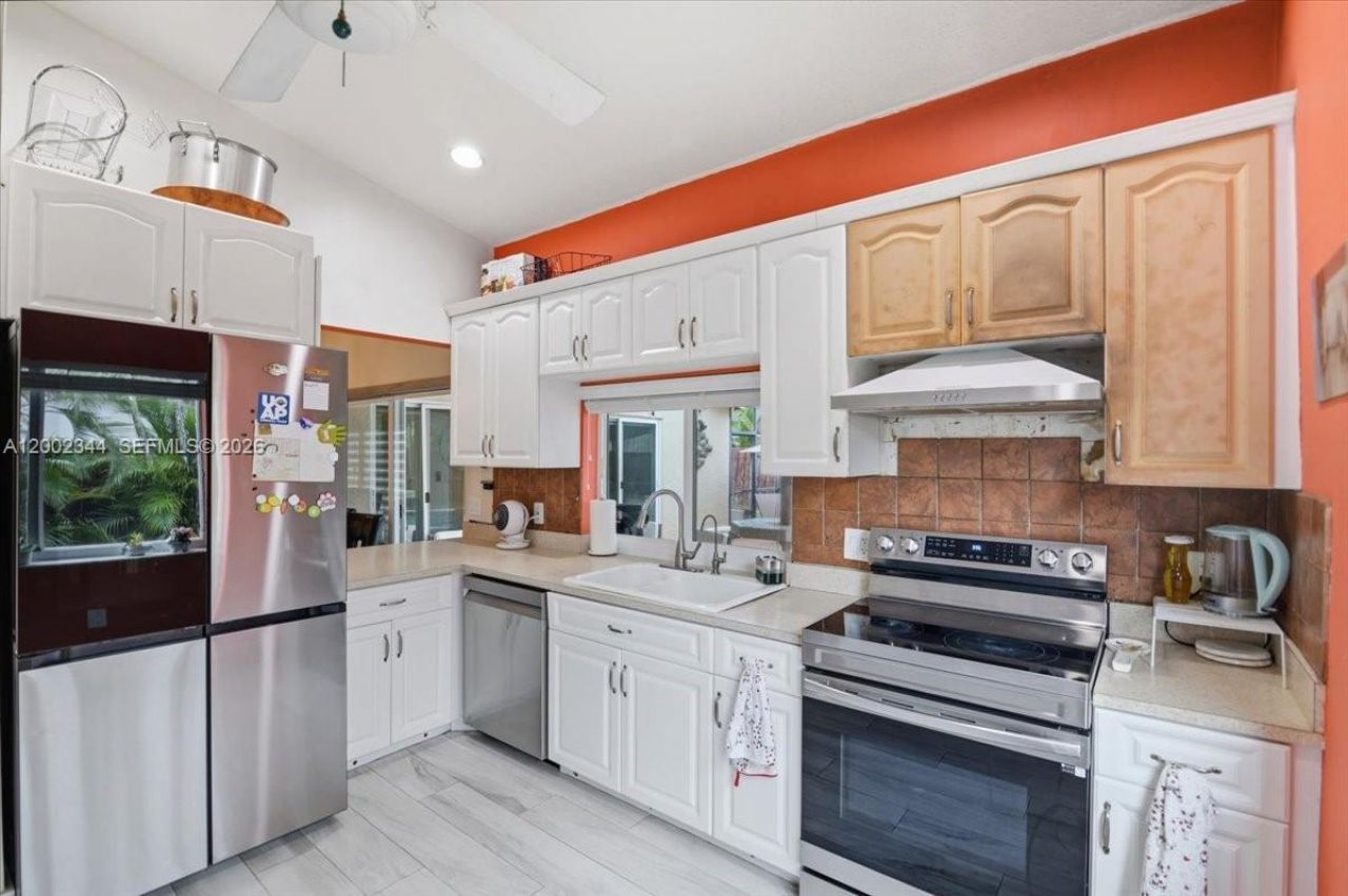 500 SW 167th Ter, Weston, FL 33326 Photo