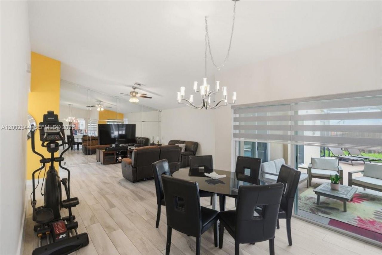 500 SW 167th Ter, Weston, FL 33326 Photo