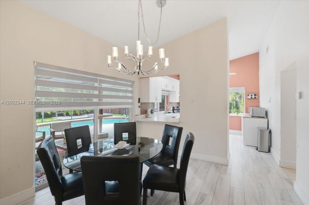 500 SW 167th Ter, Weston, FL 33326 Photo