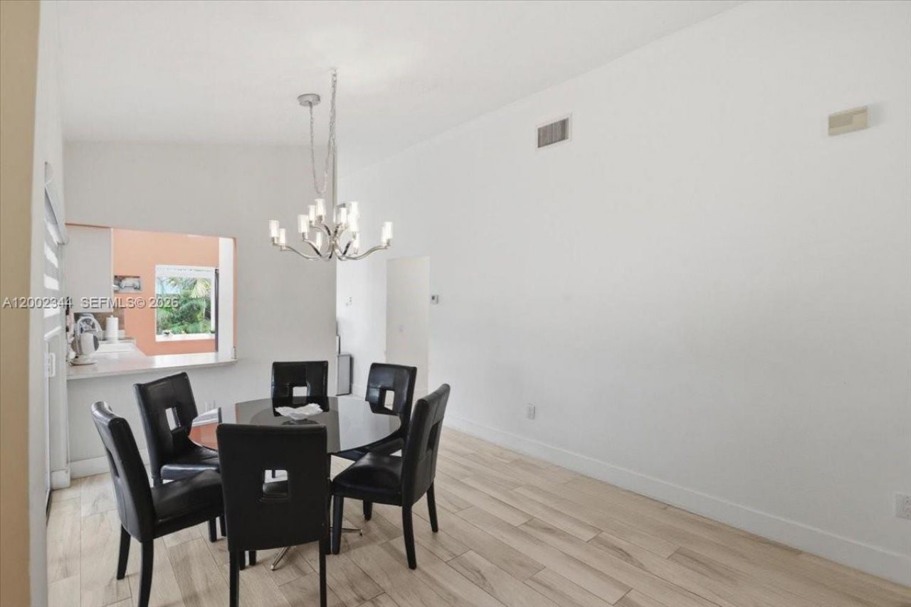 500 SW 167th Ter, Weston, FL 33326 Photo