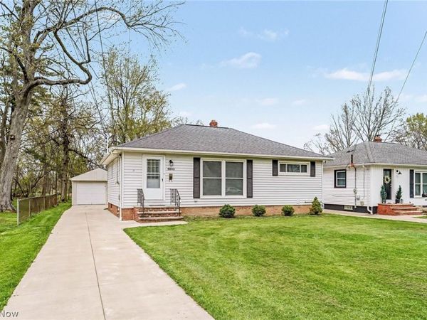 6840 Middlebrook Boulevard, Middleburg Heights, OH 44130