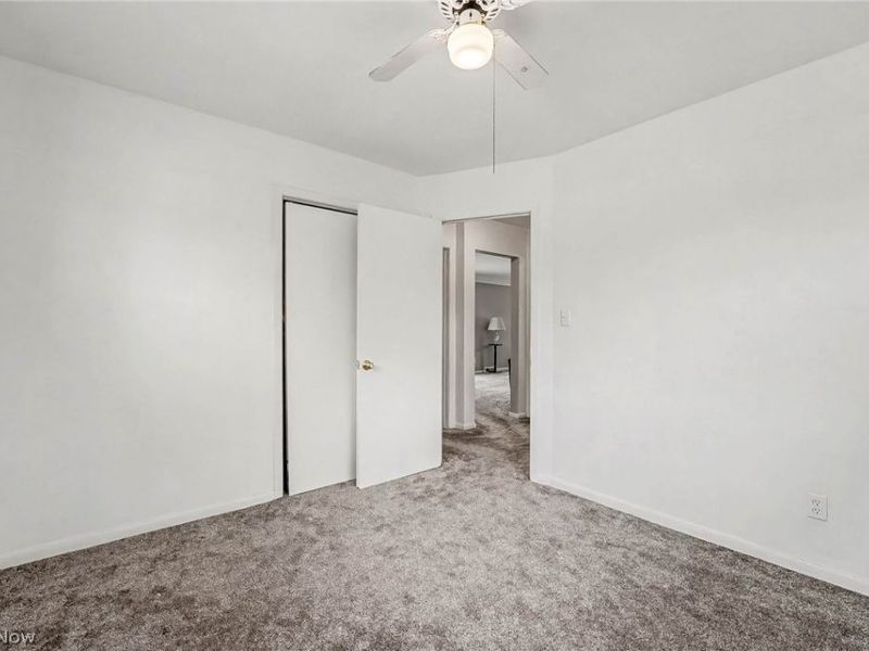 6840 Middlebrook Boulevard, Middleburg Heights, OH 44130 Photo 18