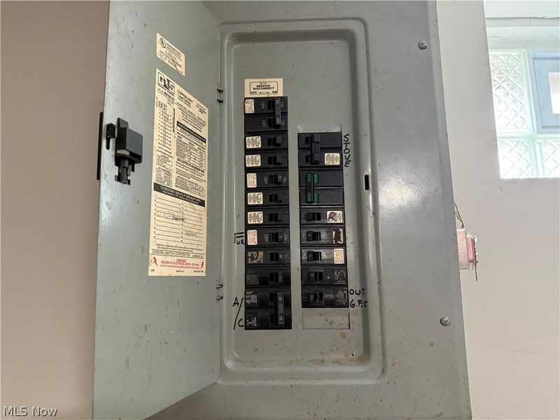 6840 Middlebrook Boulevard, Middleburg Heights, OH 44130 Photo 27