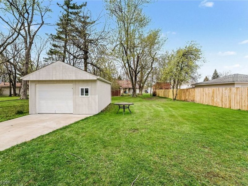 6840 Middlebrook Boulevard, Middleburg Heights, OH 44130 Photo 34