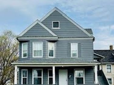 241 5th Street NW, Barberton, OH 44203