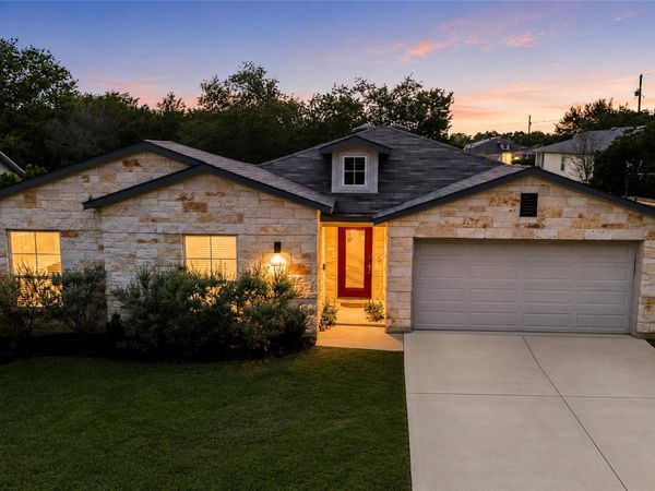 5302 Thunderbird ST, Lago Vista, TX 78645