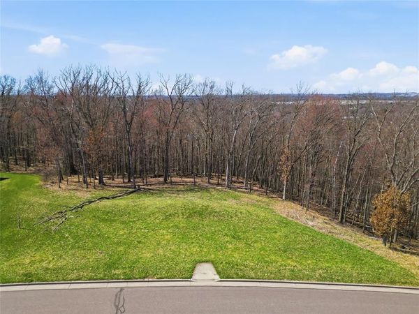 2710 33rd Avenue, Eau Claire, WI 54703