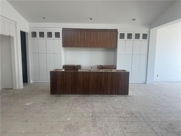 3448 W 133rd Terrace, Leawood, KS 66209