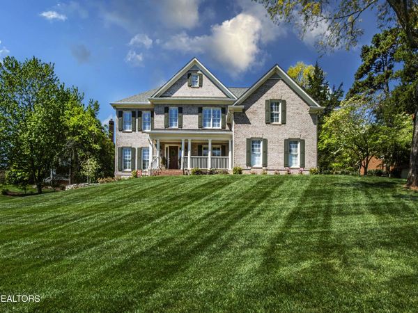 917 Blackstone Drive, Knoxville, TN 37934