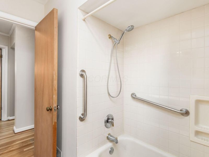 3478 Colchester Road, Upper Arlington, OH 43221 Photo 28