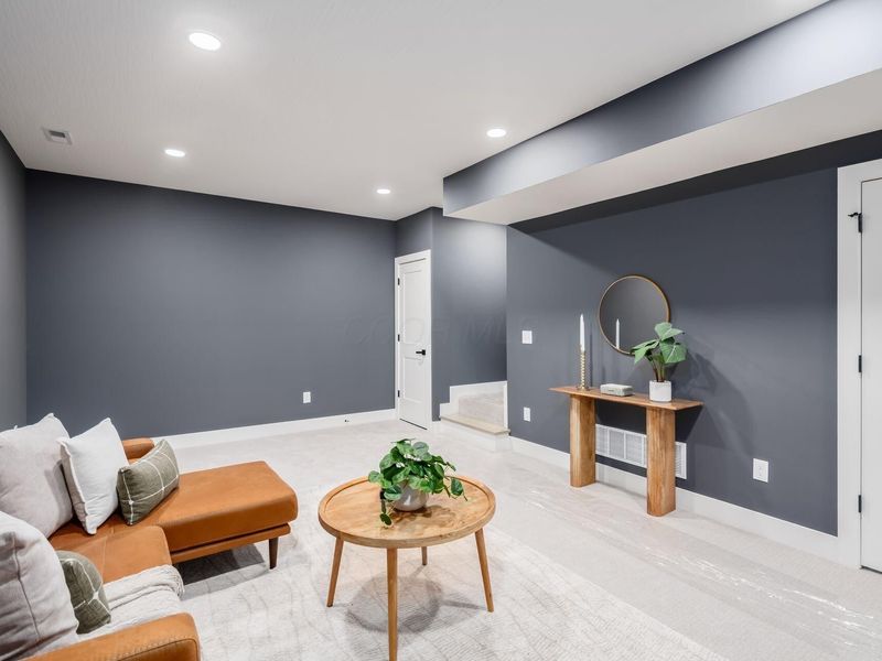 37 Miami Avenue, Columbus, OH 43203 Photo 35