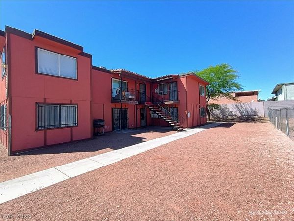 3647 Kolendo Court, Unit B, Las Vegas, NV 89103