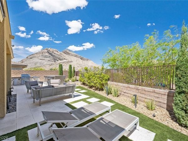 3060 Full Lotus Drive, Las Vegas, NV 89138