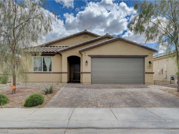 27 Red Sandstone Avenue, North Las Vegas, NV 89031