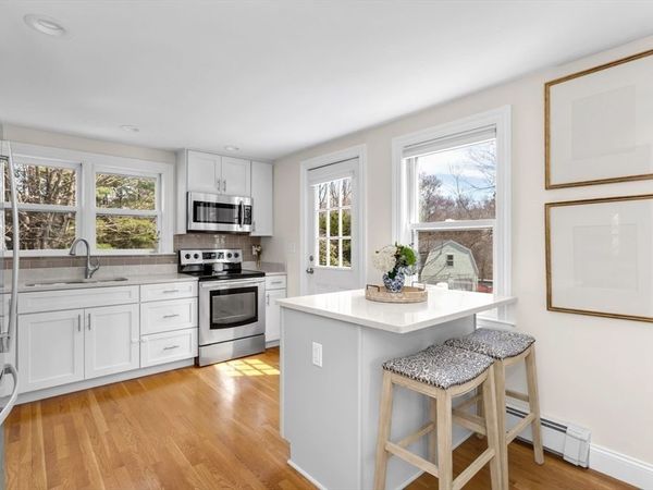 150 Central Street, Foxboro, MA 02035