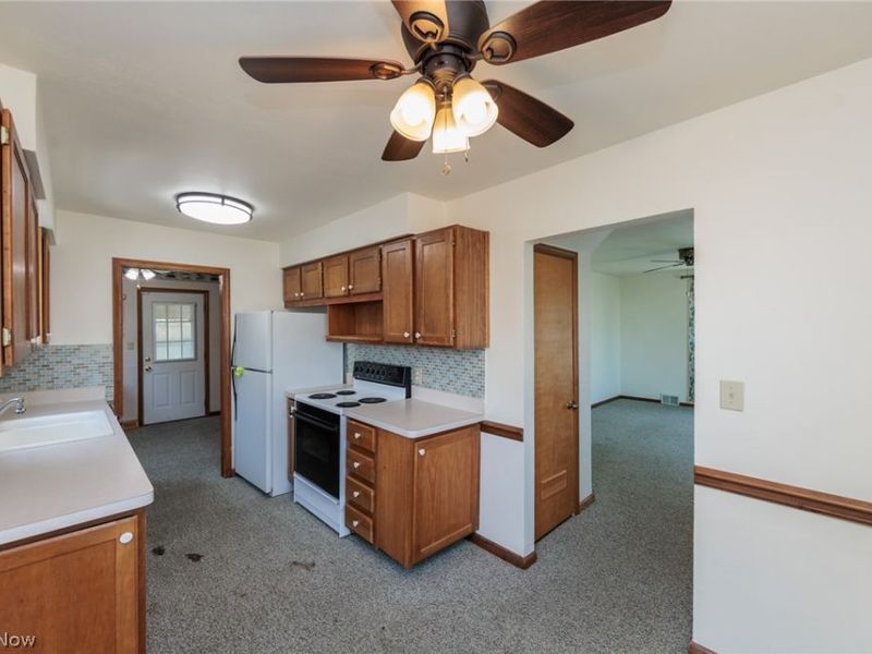 6103 Allanwood Drive, Parma, OH 44129 Photo 19