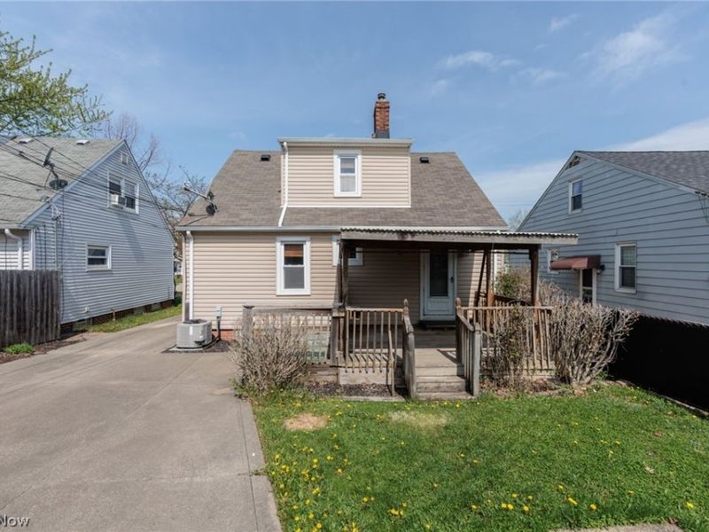 6103 Allanwood Drive, Parma, OH 44129 Photo 6