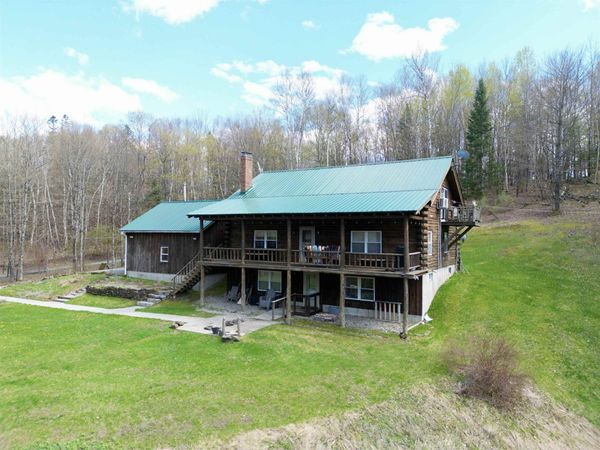228 Juniper Lane, Lyndon, VT 05851