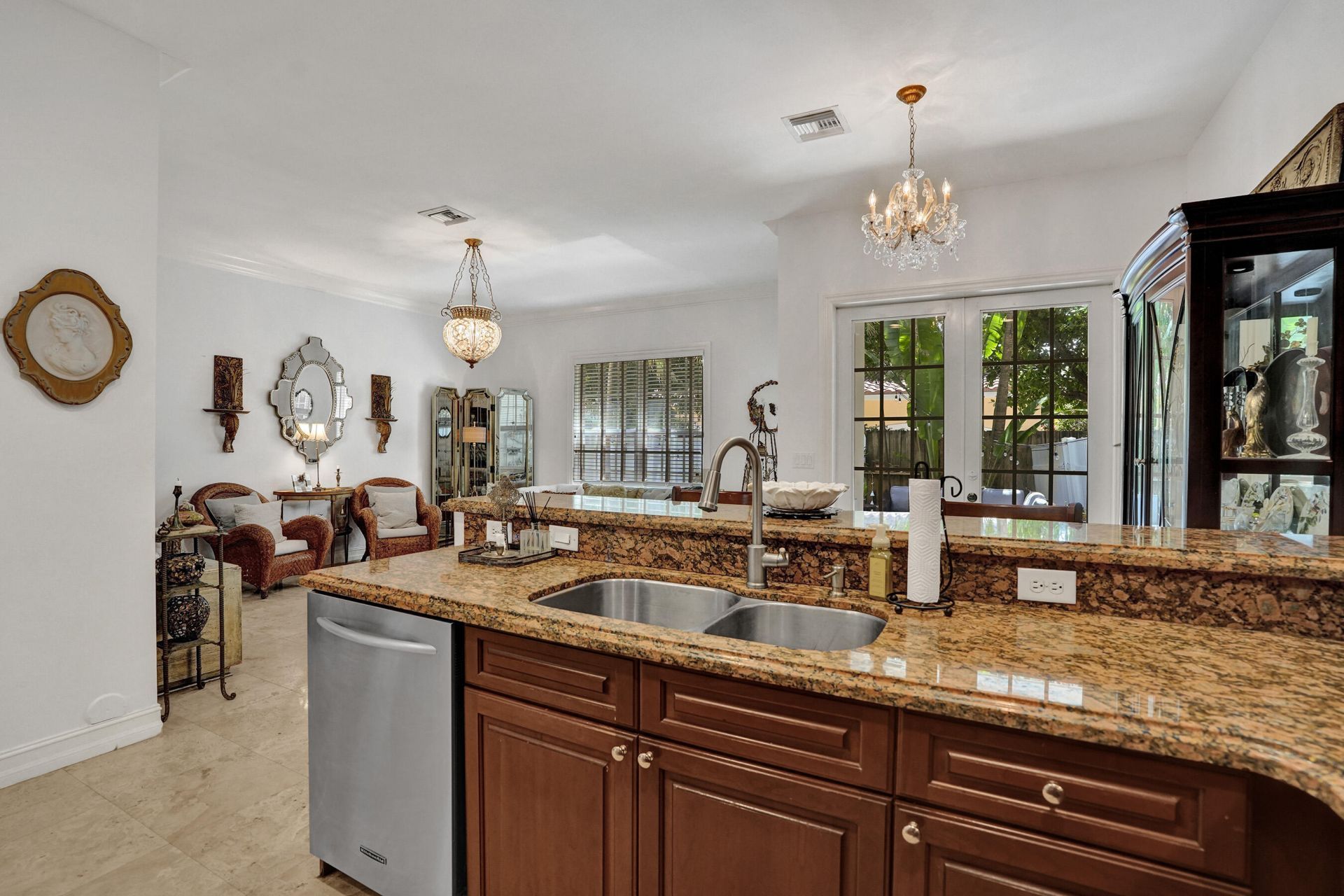 1127 N Victoria Park Road, Fort Lauderdale, FL 33304 Photo