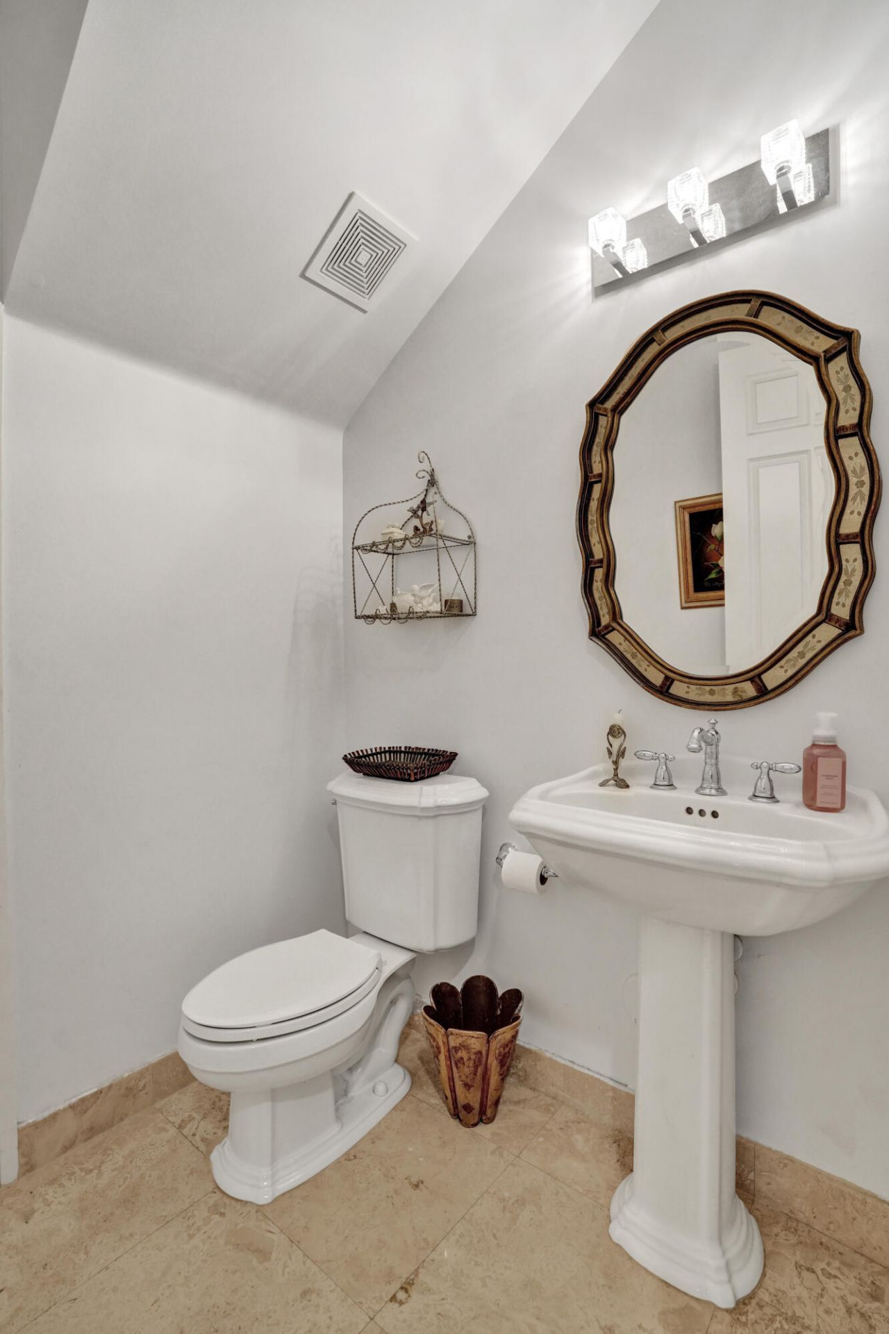 1127 N Victoria Park Road, Fort Lauderdale, FL 33304 Photo