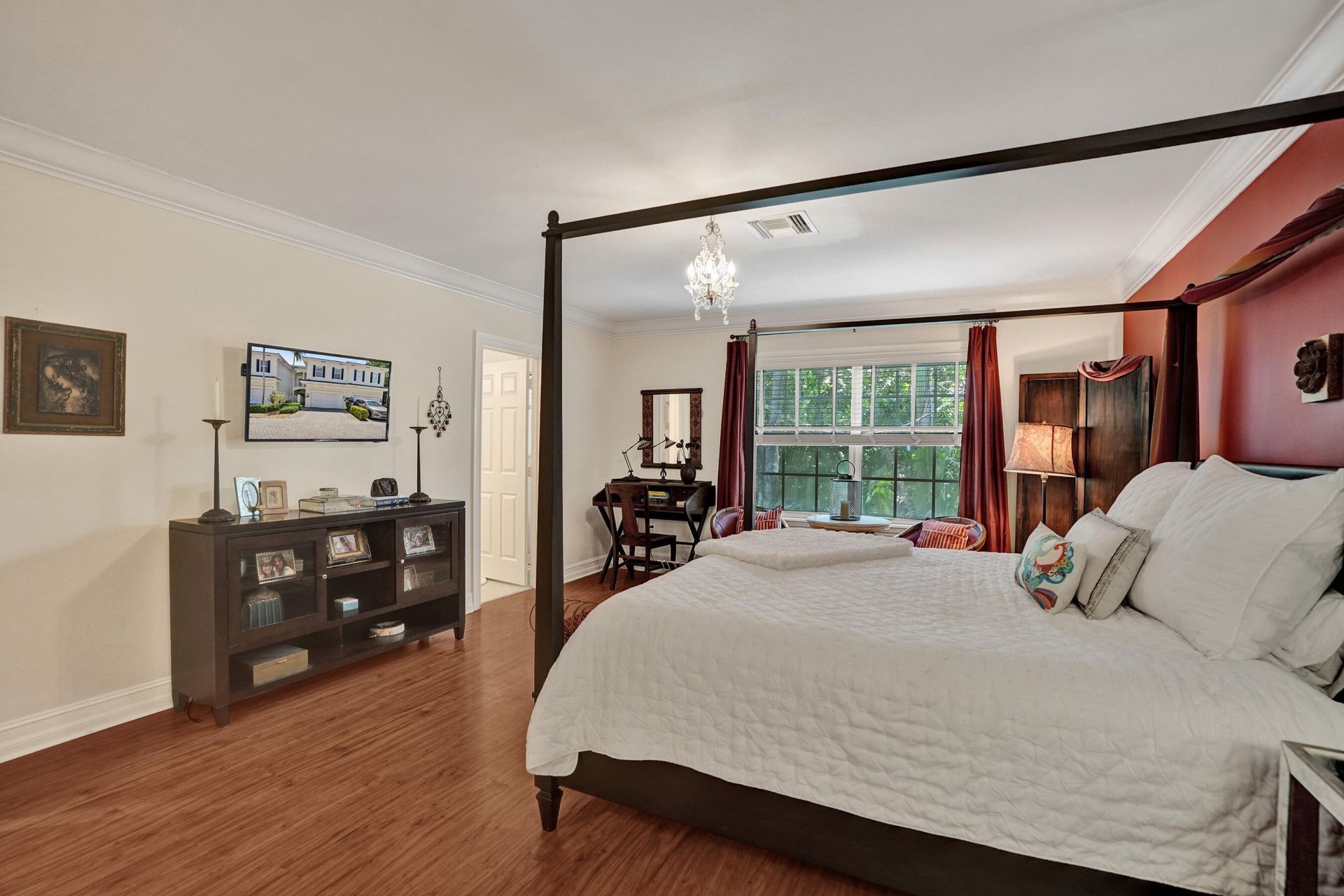 1127 N Victoria Park Road, Fort Lauderdale, FL 33304 Photo