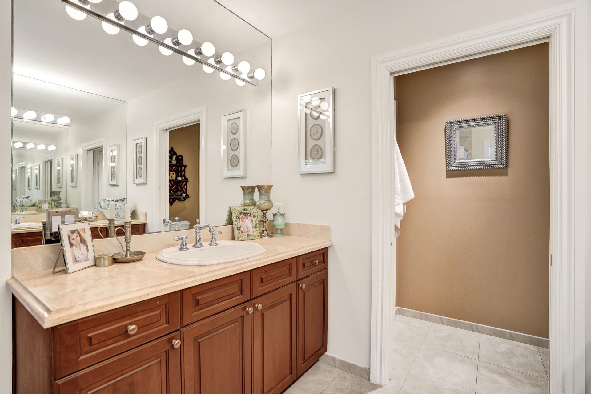 1127 N Victoria Park Road, Fort Lauderdale, FL 33304 Photo