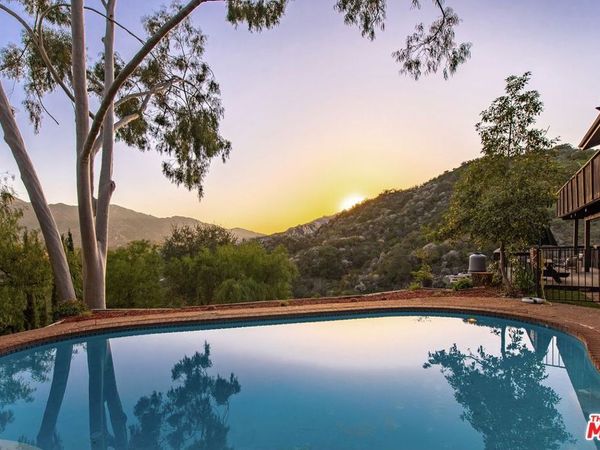 2239 Topanga Skyline Drive, Topanga, CA 90290