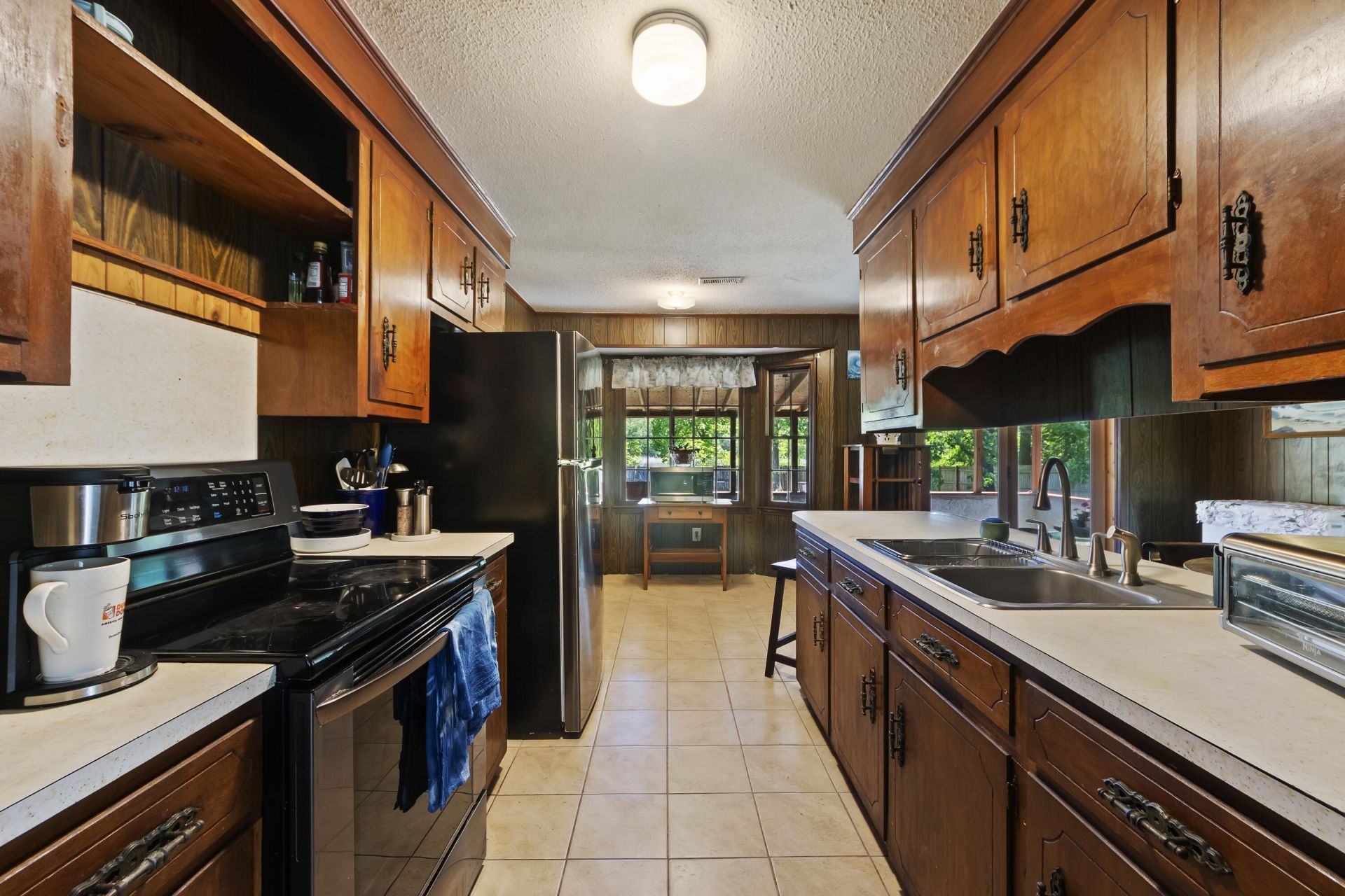 4905 Popperdam Creek Drive Photo 7