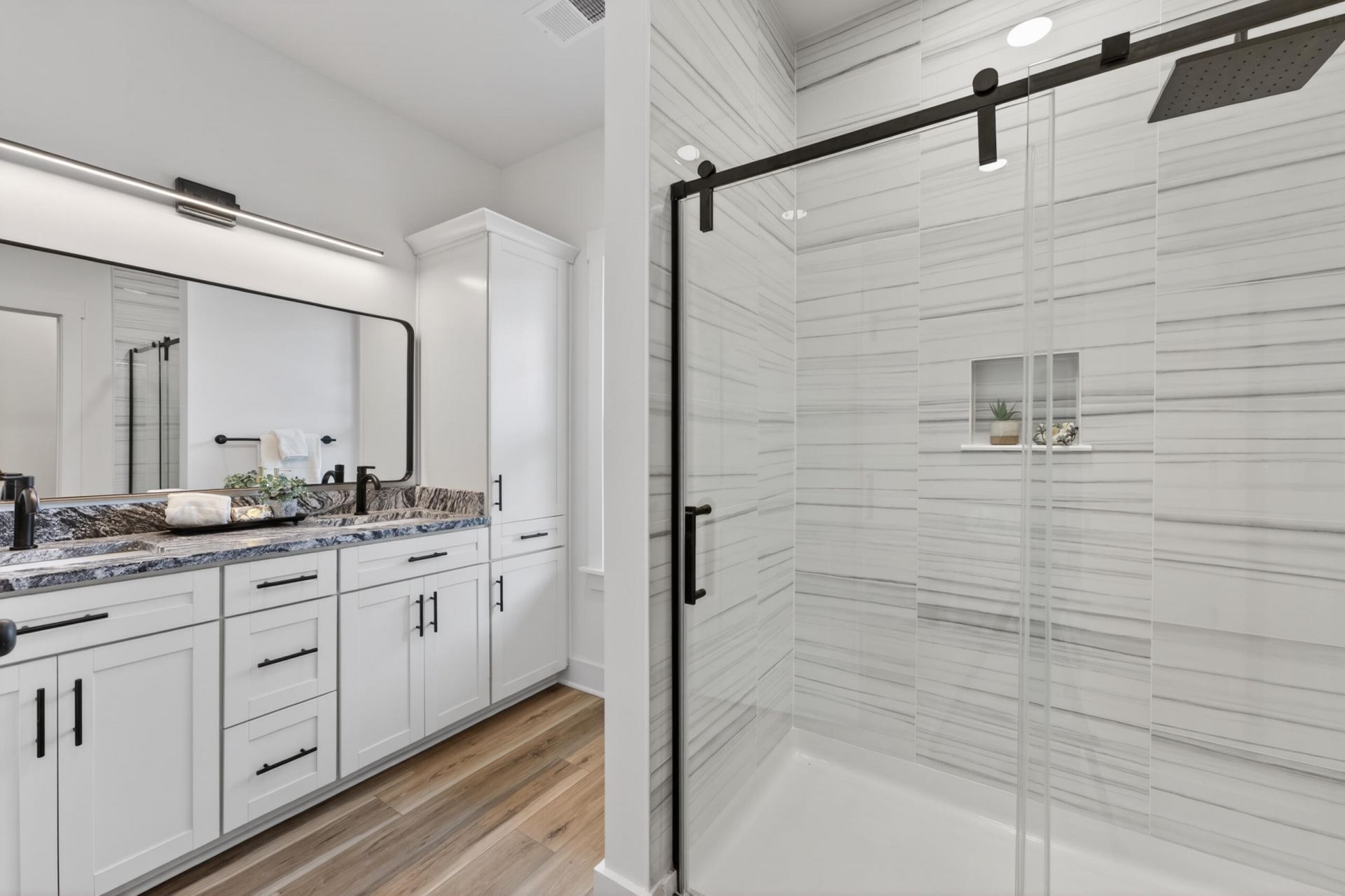 4833 Williams Avenue Photo 18