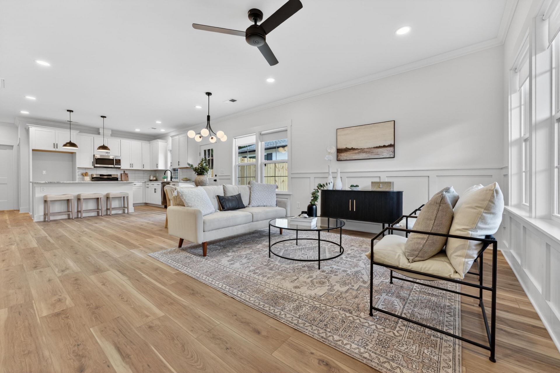 4833 Williams Avenue Photo 4