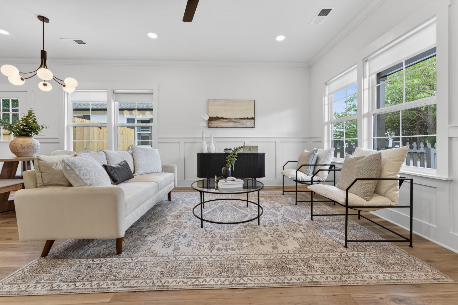 4833 Williams Avenue Photo 6