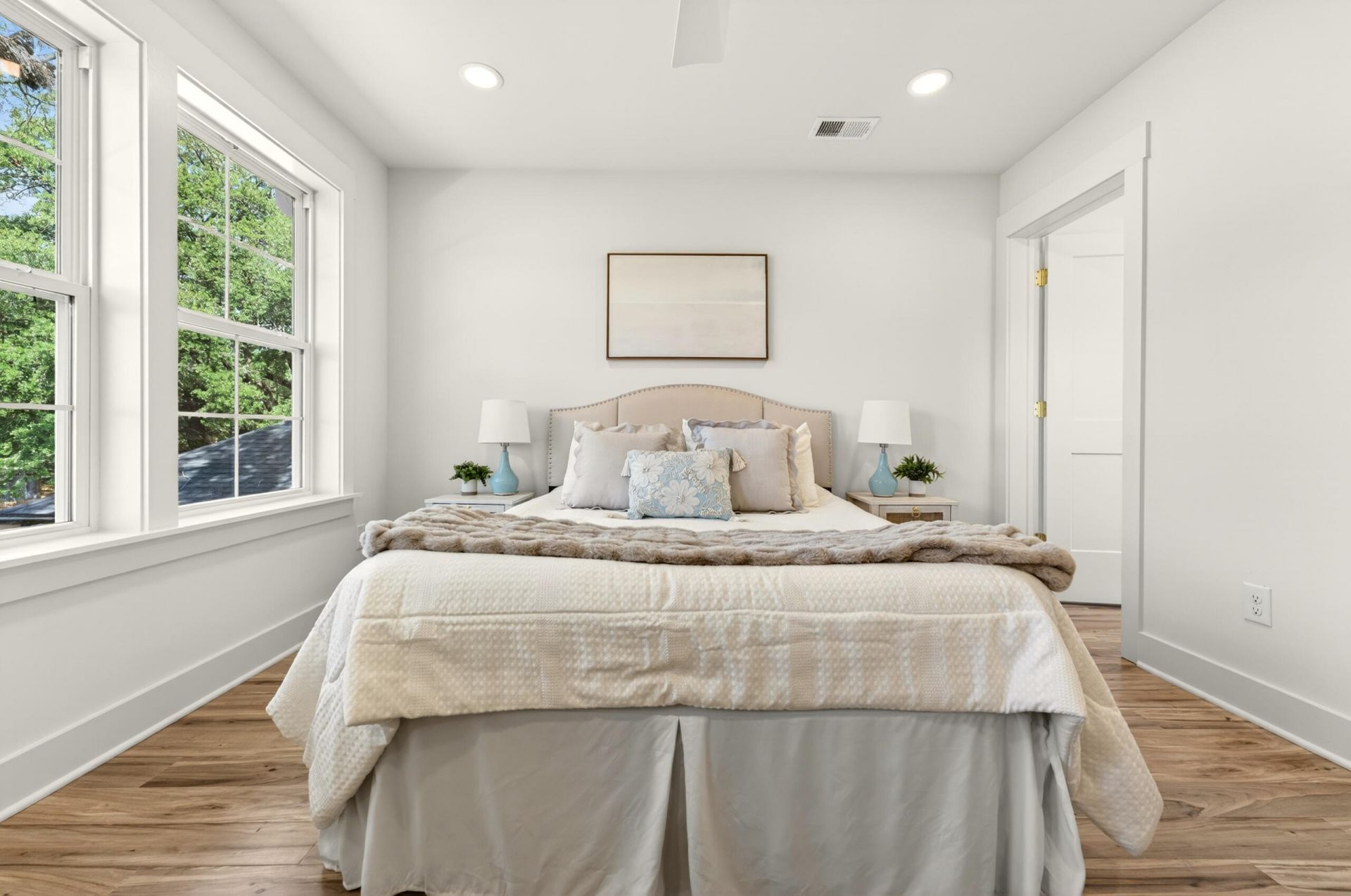 4831 Williams Avenue Photo 16