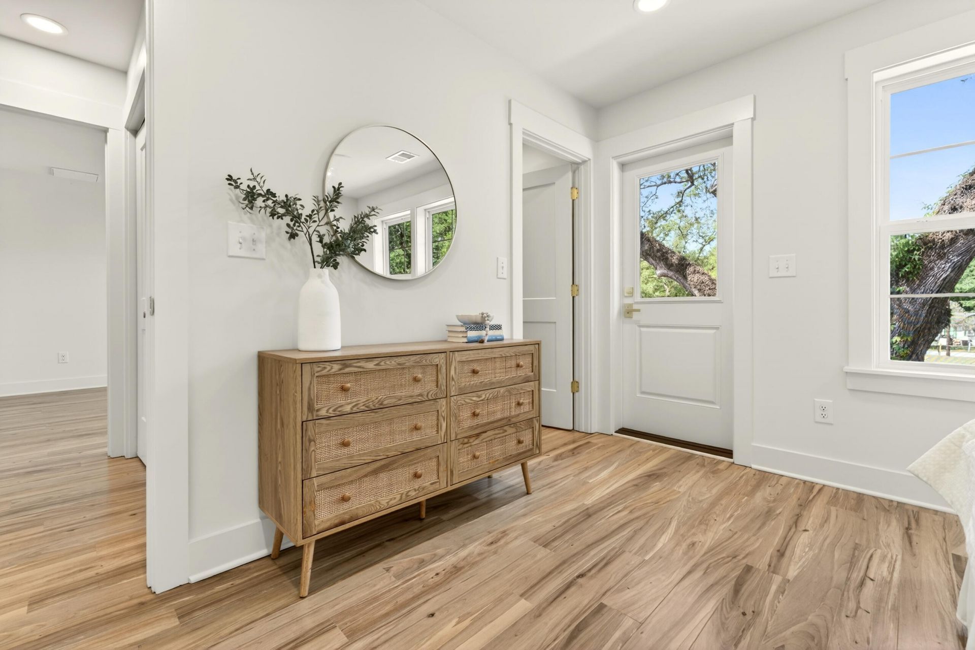 4831 Williams Avenue Photo 17