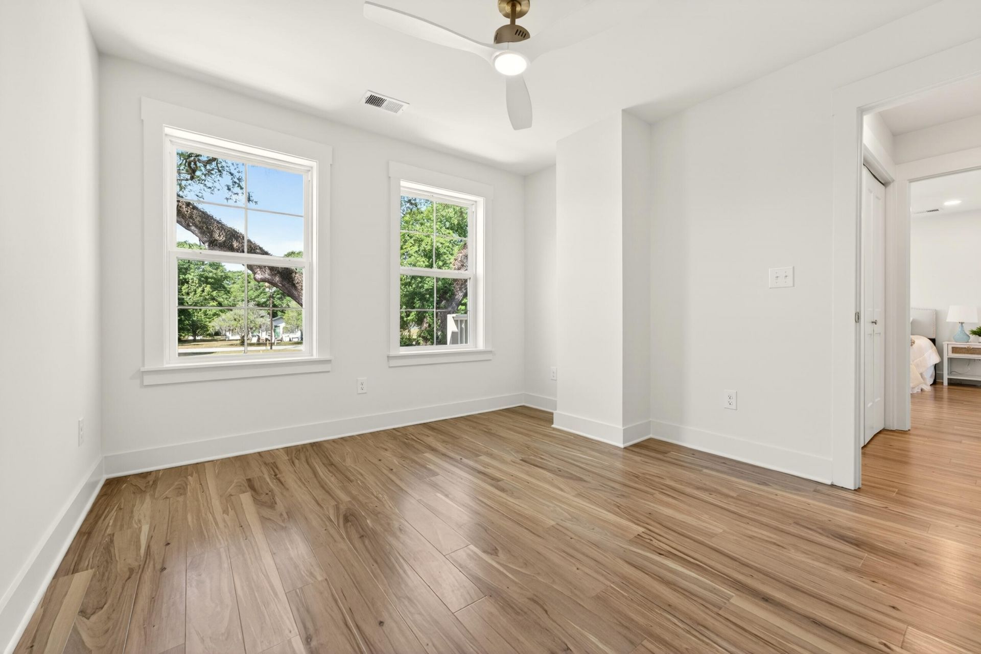 4831 Williams Avenue Photo 20