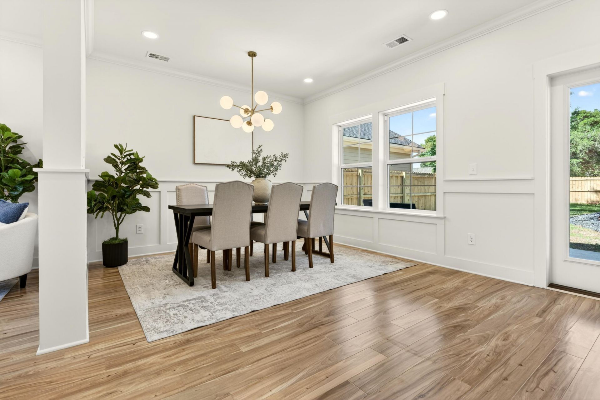 4831 Williams Avenue Photo 8