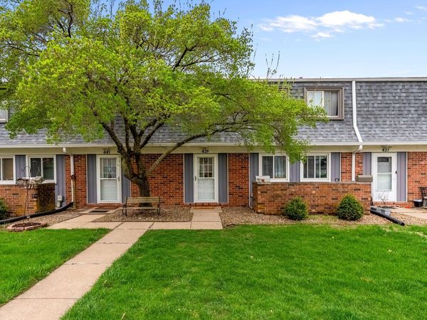 439 PETERSON, Iowa City, IA 52245