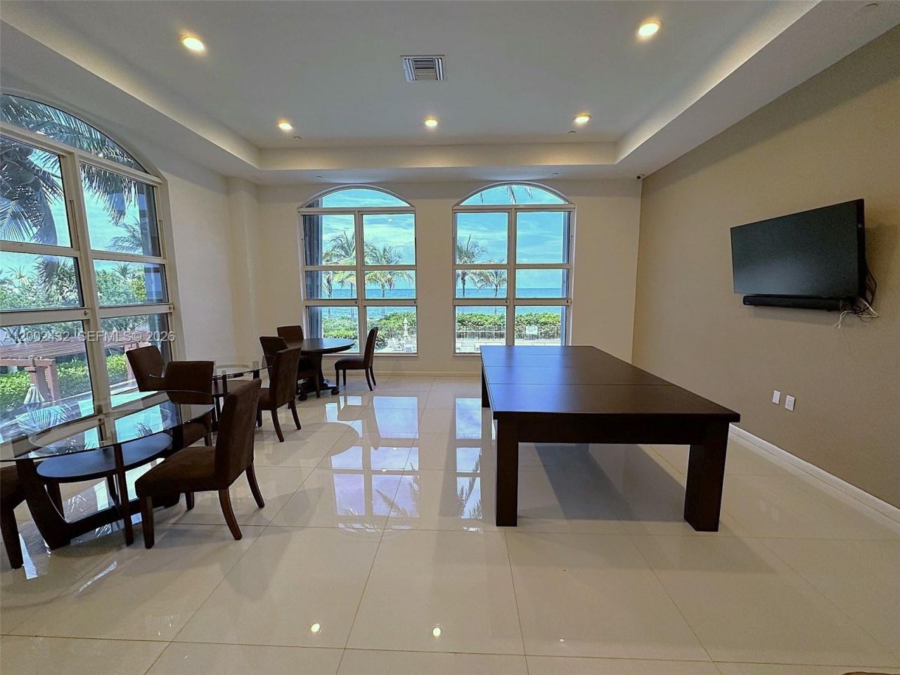 2080 S Ocean Dr, Unit MPH12, Hallandale Beach, FL 33009 Photo