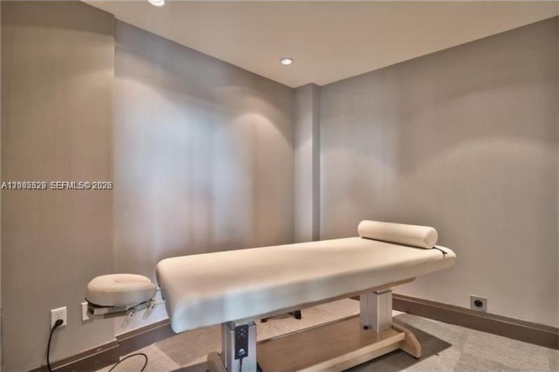 2525 SW 3rd Ave, Unit 1705, Miami, FL 33129 Photo