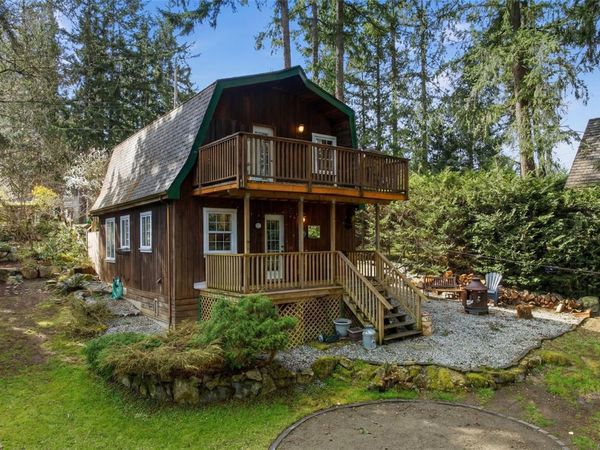 1697 La Gorda Pl, Shawnigan Lake, BC V0R 2W0