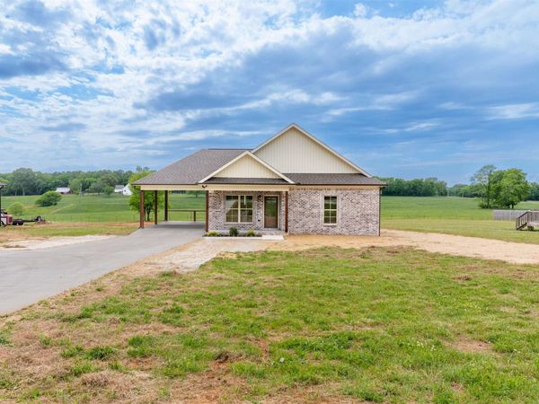 2403 Co Rd 91, Rogersville, AL 35652