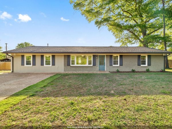 402 Thorne St, Florence, AL 35630