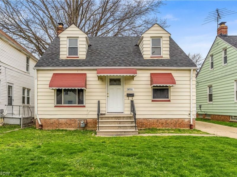 20751 Goller Avenue, Euclid, OH 44119 Photo 1