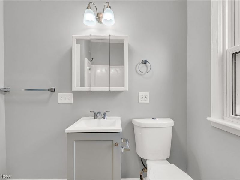 20751 Goller Avenue, Euclid, OH 44119 Photo 16