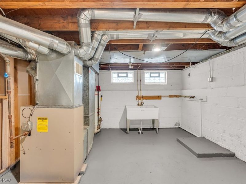 20751 Goller Avenue, Euclid, OH 44119 Photo 22